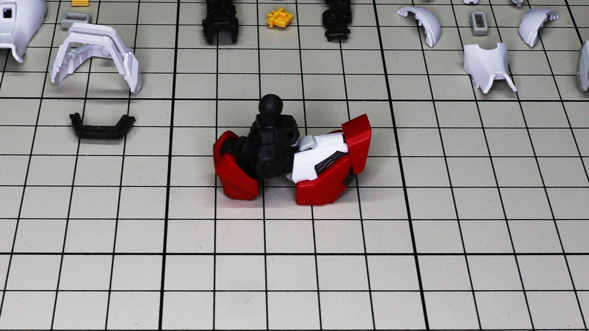 足先は上にさ反り、さらにつま先も反り上がります