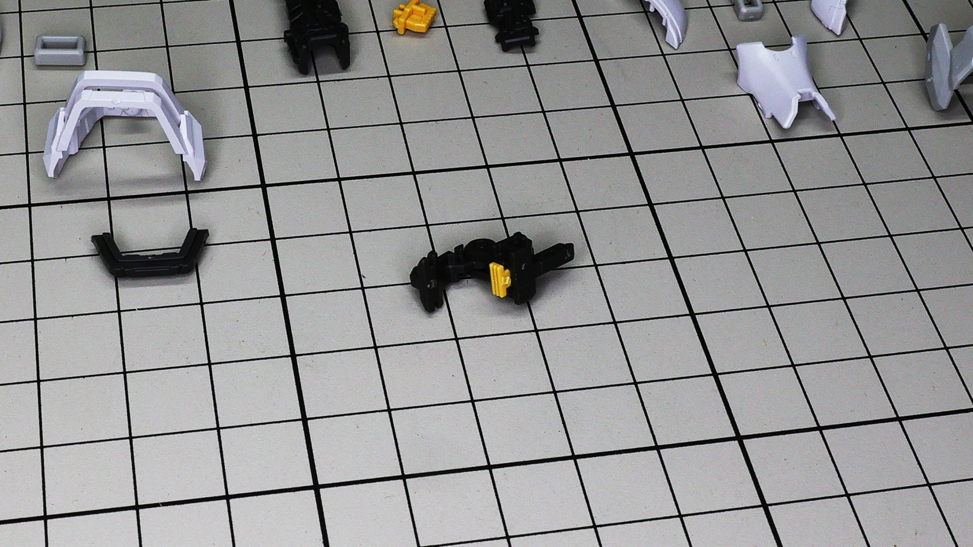 周囲を覆うガードを組付けたら「あぁ、なるほど！」とわかりますね