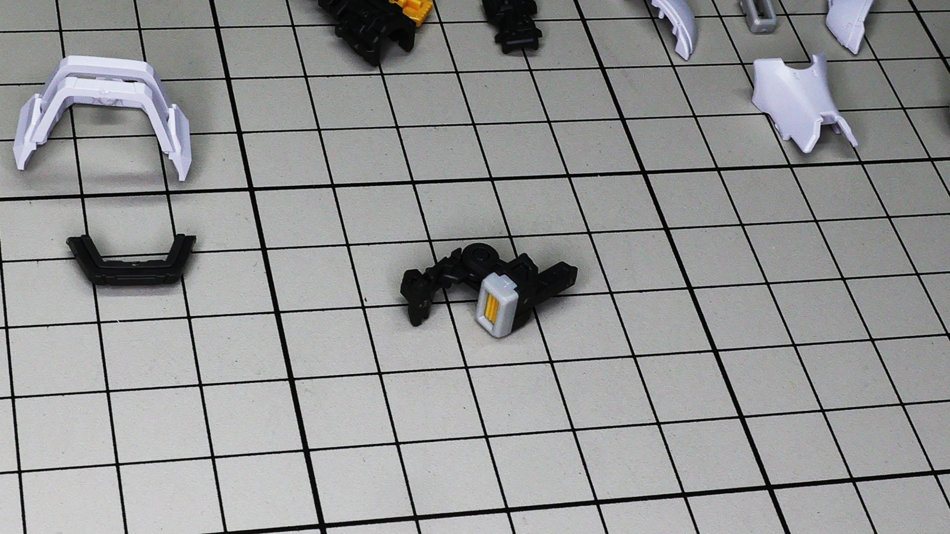 周囲を覆うガードを組付けたら「あぁ、なるほど！」とわかりますね