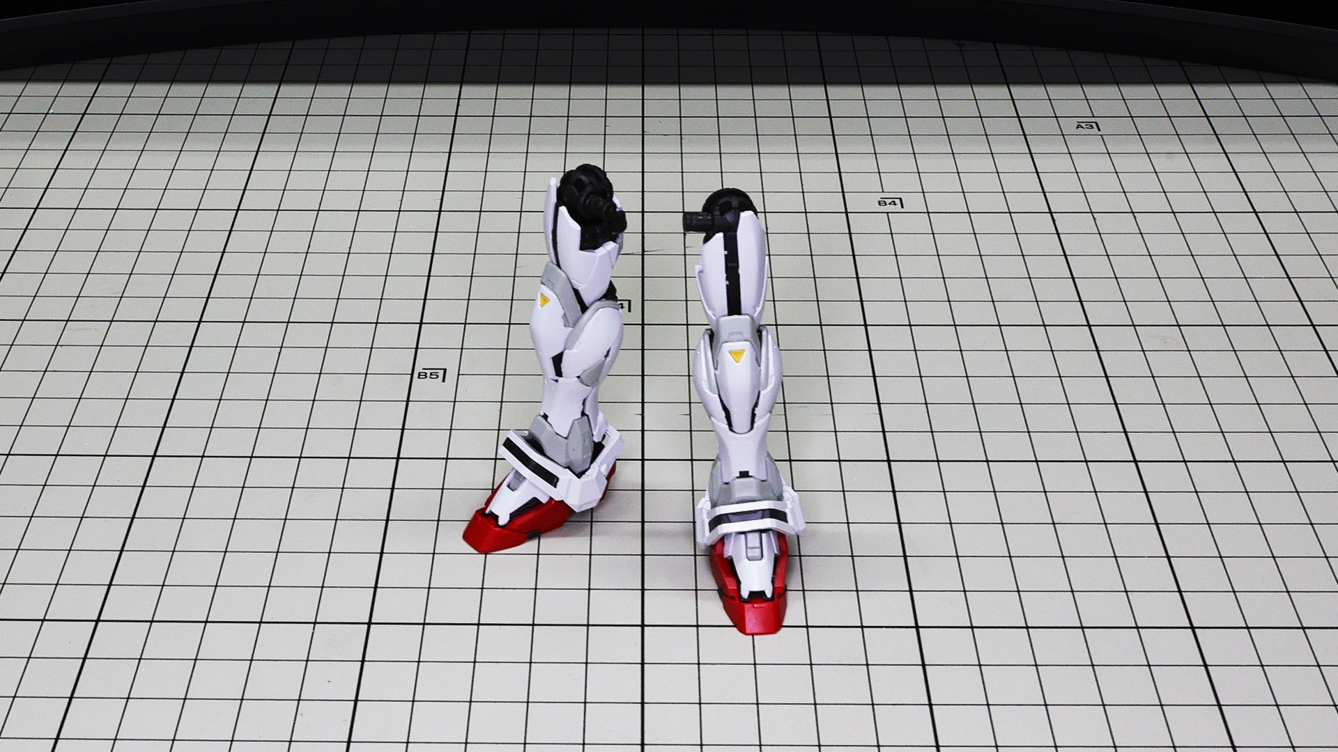 肉感的でもあり、筋肉をも感じさせるディテールが楽しめます