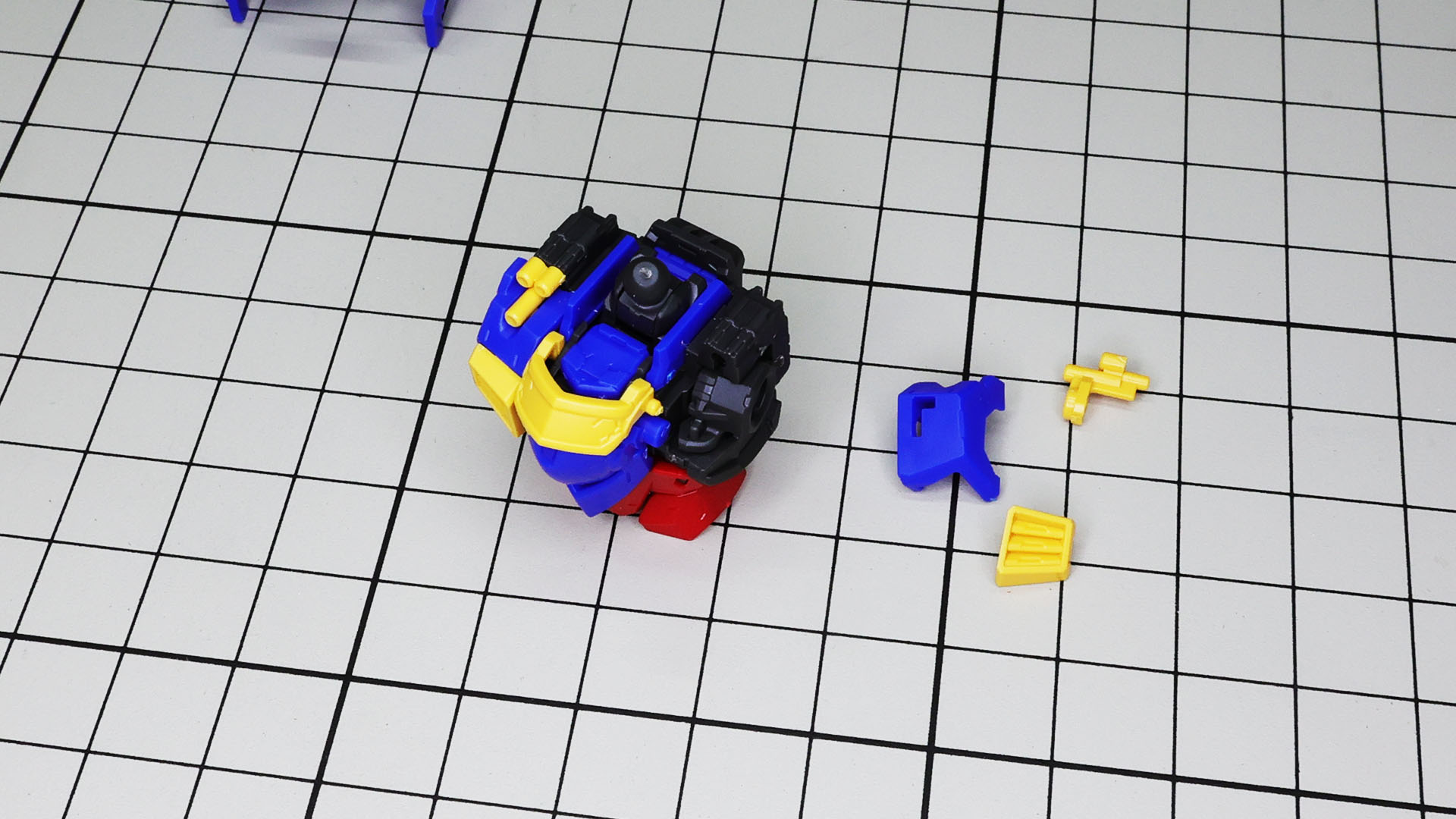 1/144スケールにこの機構を盛り込んでいること自体がすごすぎます……