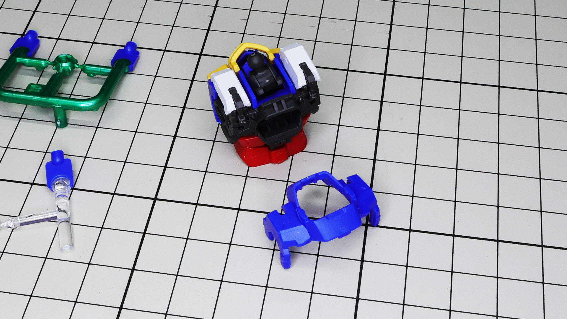 背面の装甲を取り付ければ完成です