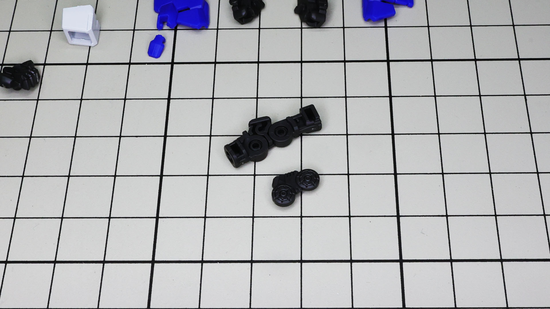 上腕と肘は2重関節になります