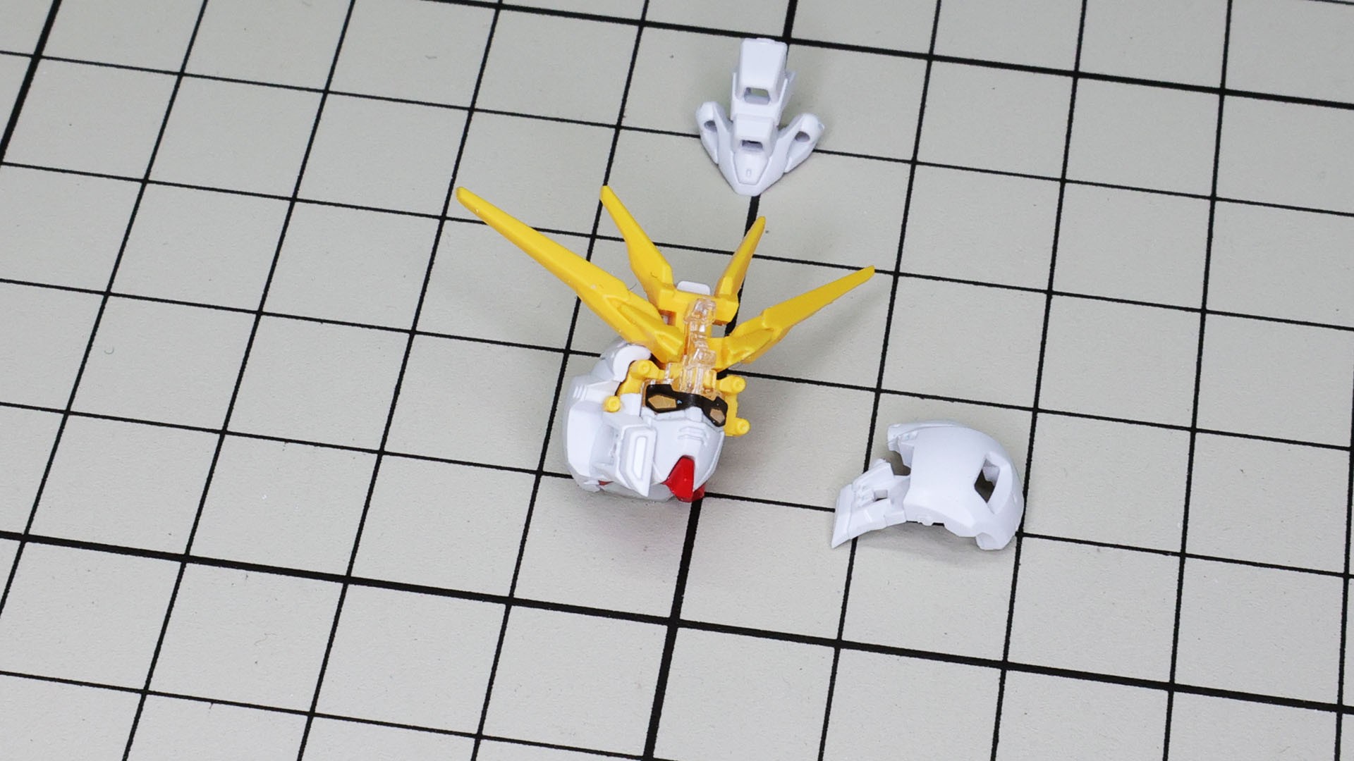 すべての外装を組み付けていきます