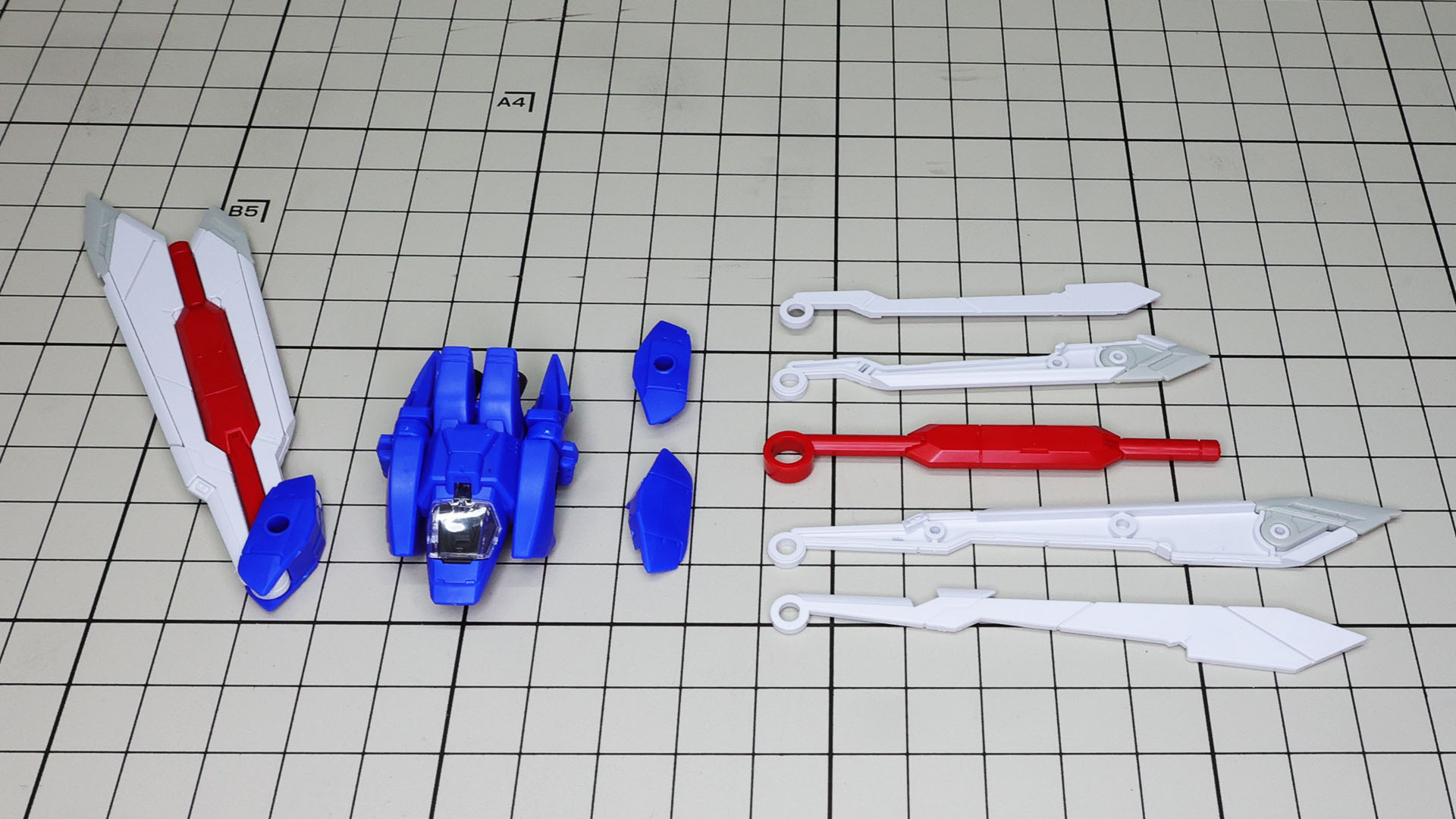 ウイングは後ろにはねあげられます