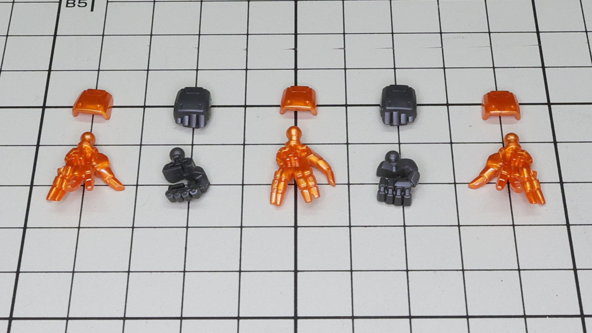 ゴッドスラッシュ用の握り手、金色のゴッドフィンガー用ハンド