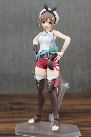 レビュー】「figma ライザリン・シュタウト」レビュー 豊富な