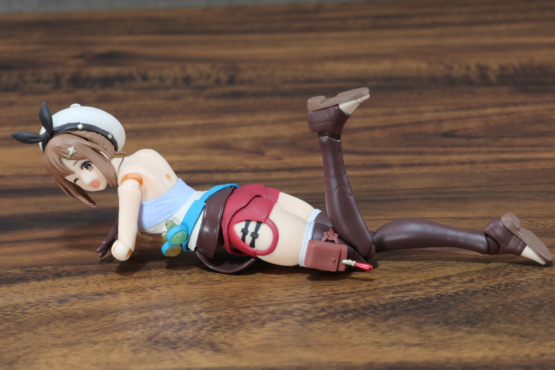 寝そべった姿も自然に表現できる