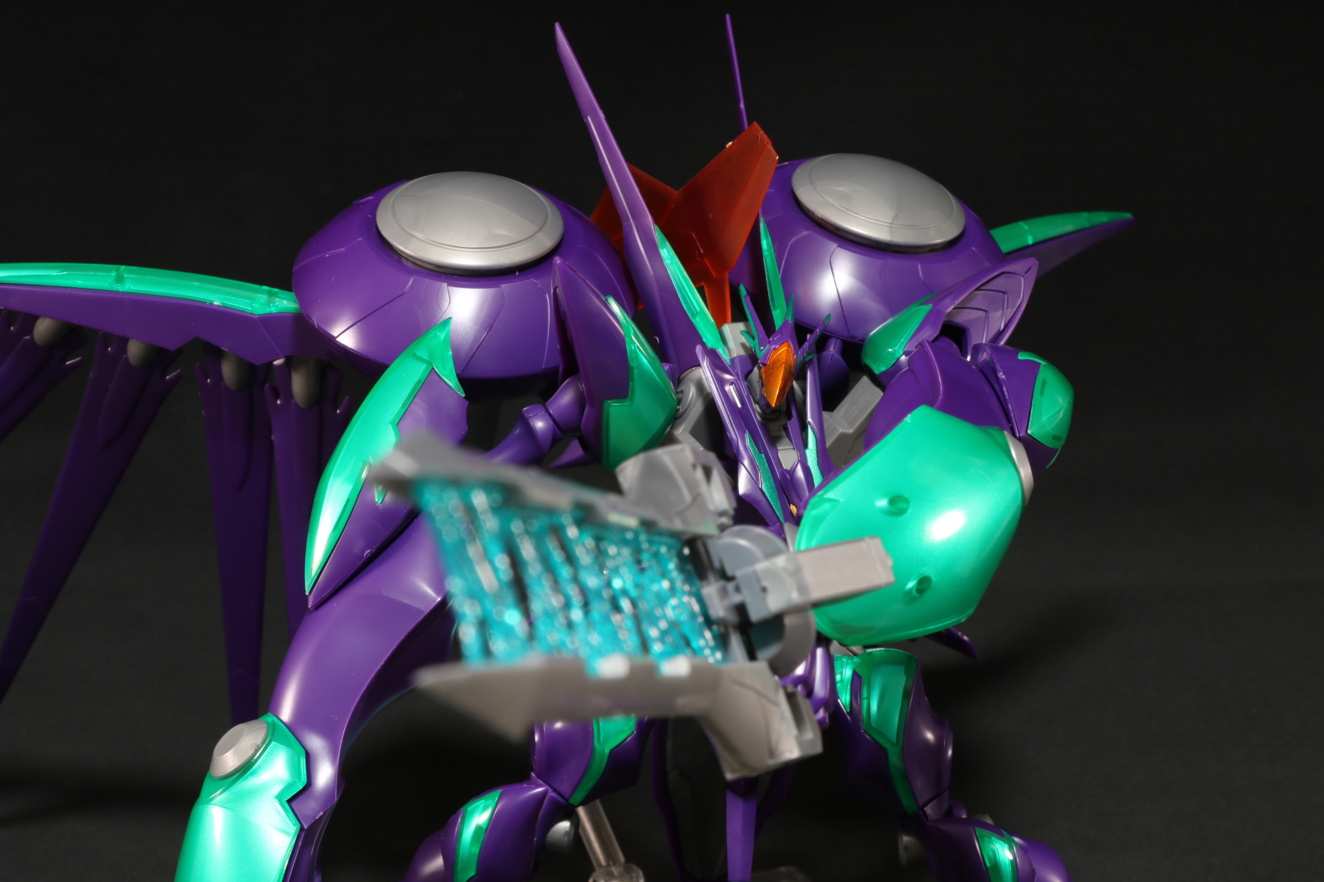 ルガーランス展開状態にエフェクトを付けてより迫力ある