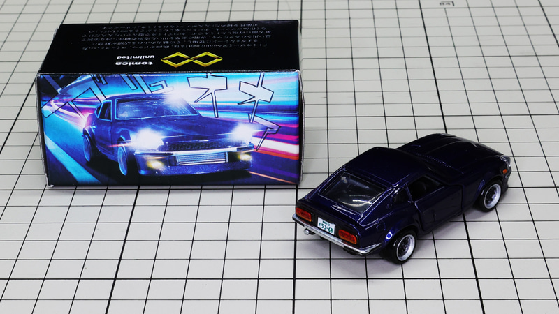 パッケージには劇中イメージがあしらわれています