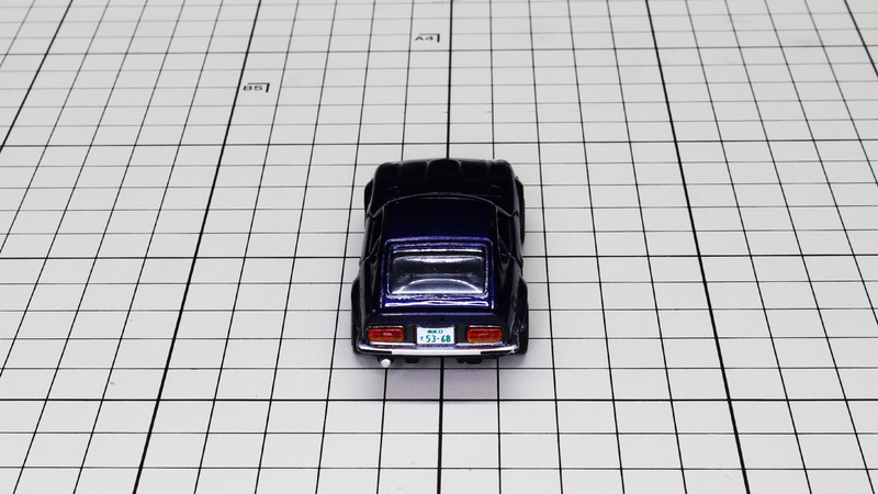 リア：ナンバープレート再現もぬかりなし！