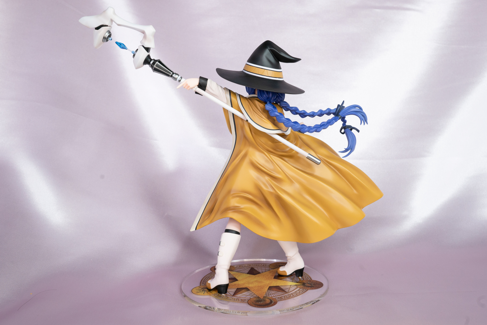 どの角度から見ても師匠……じゃなくて先生（ルーデウスにこう呼ばせてる）のフィギュアを完全再現してる