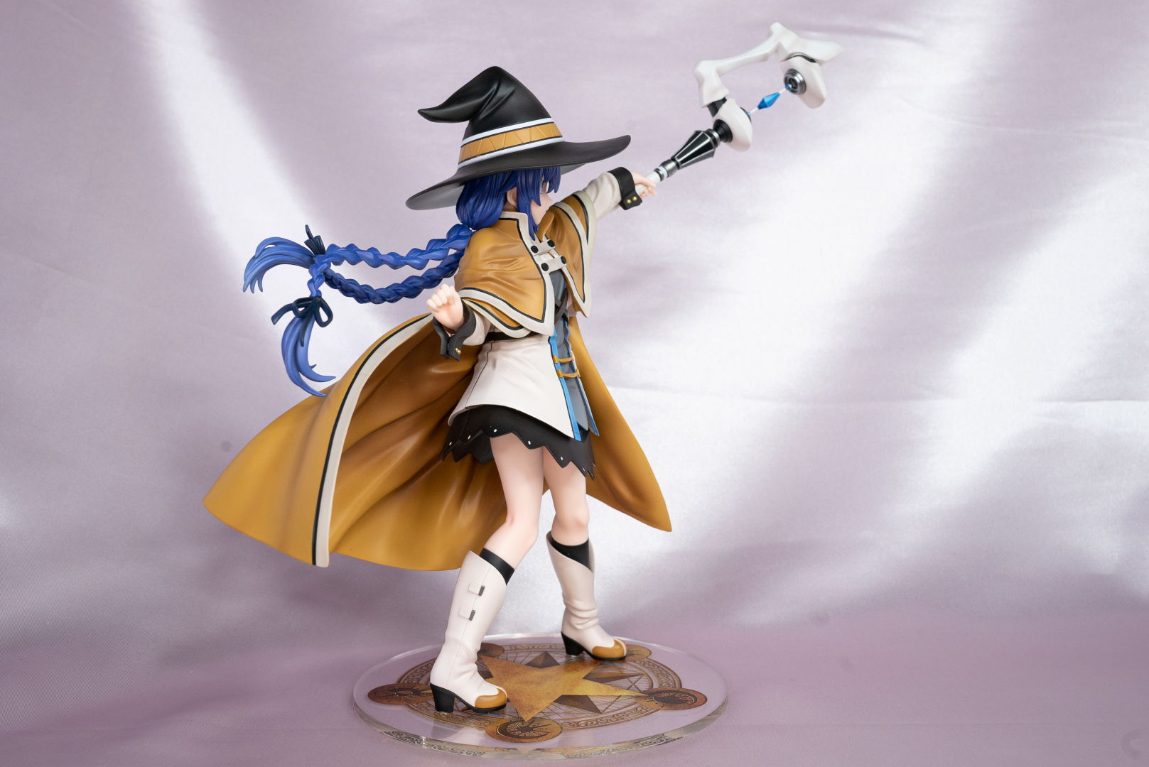 どの角度から見ても師匠……じゃなくて先生（ルーデウスにこう呼ばせてる）のフィギュアを完全再現してる