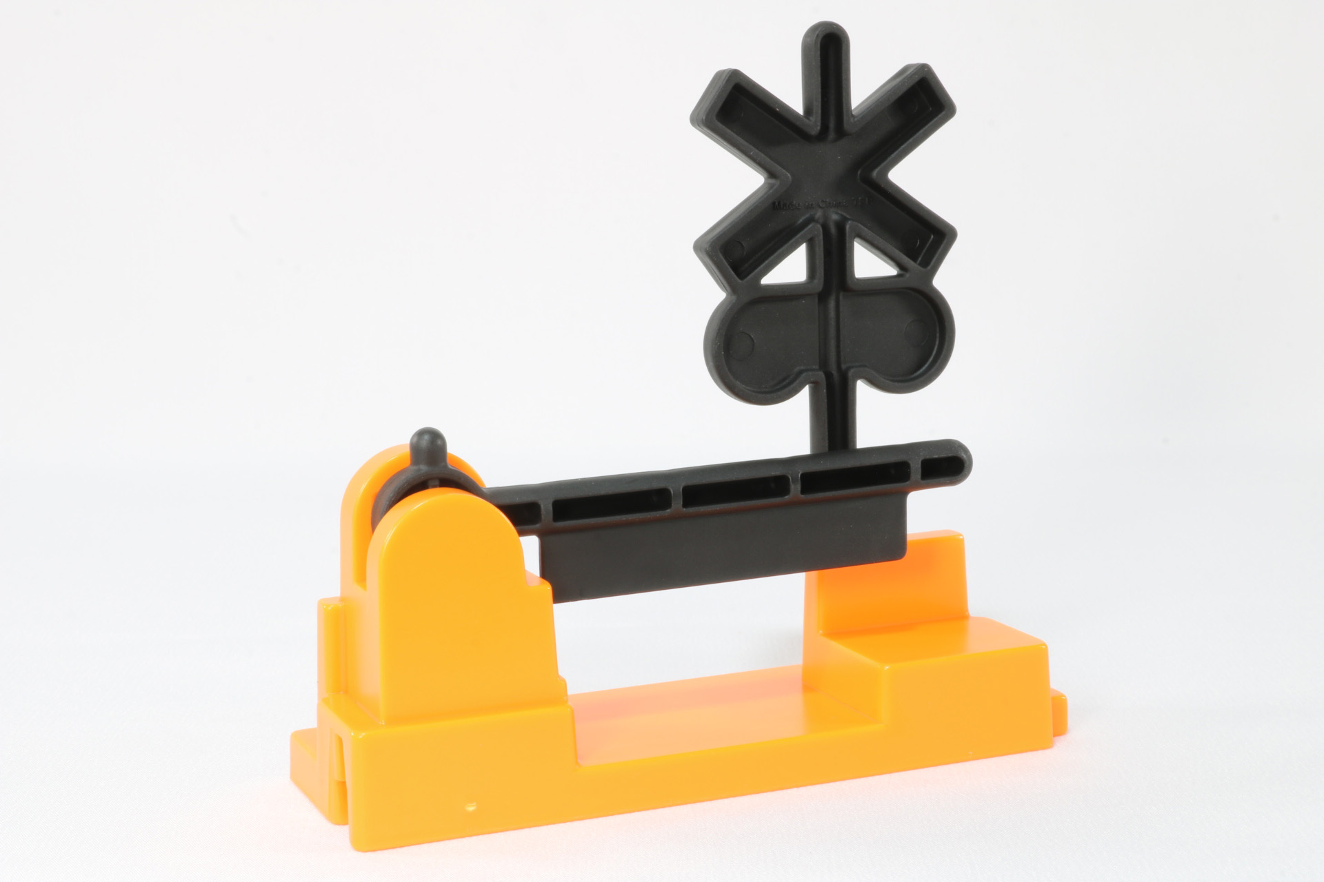 「南海ラピート」と踏切のシール