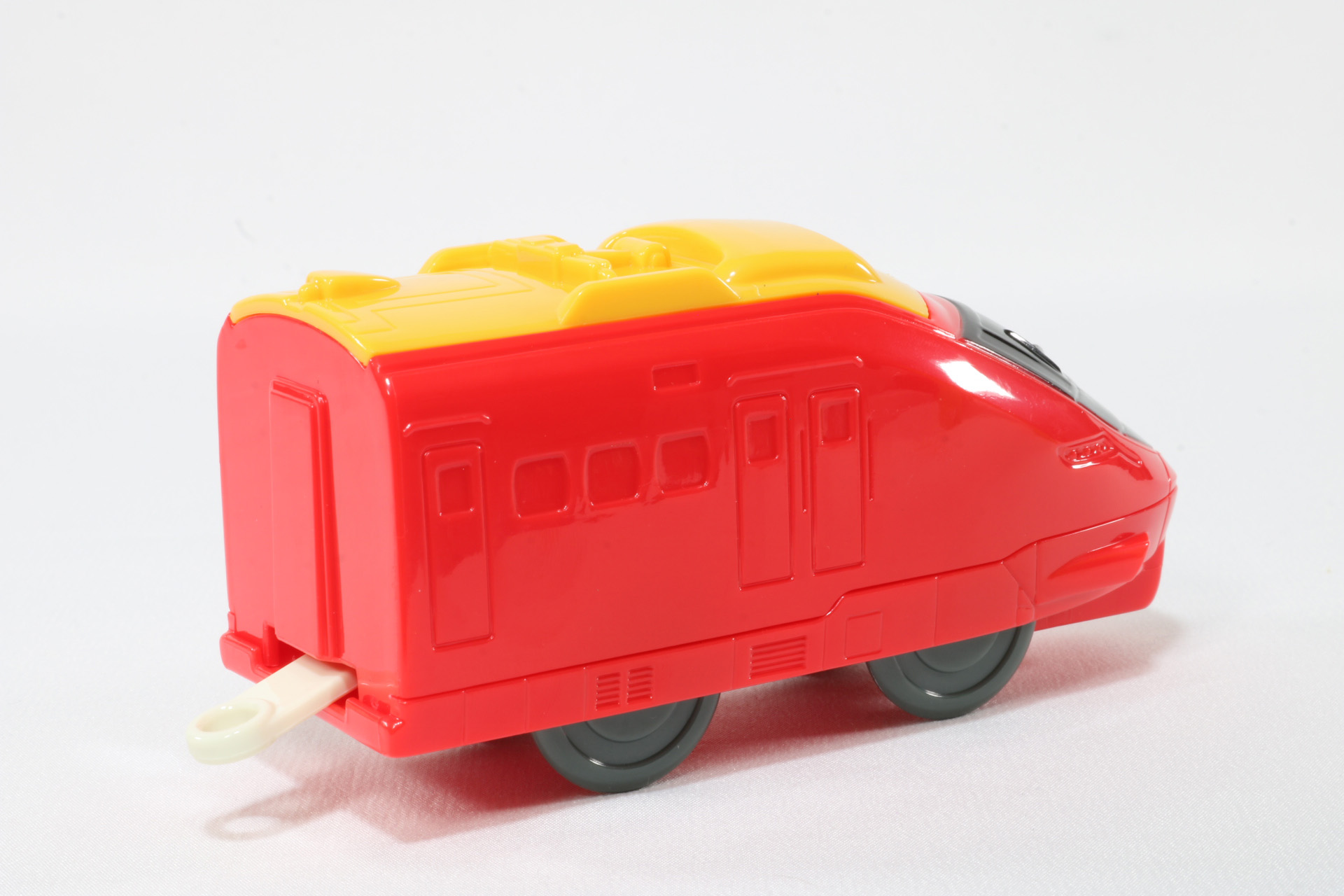 シールなしのやまのトンネル