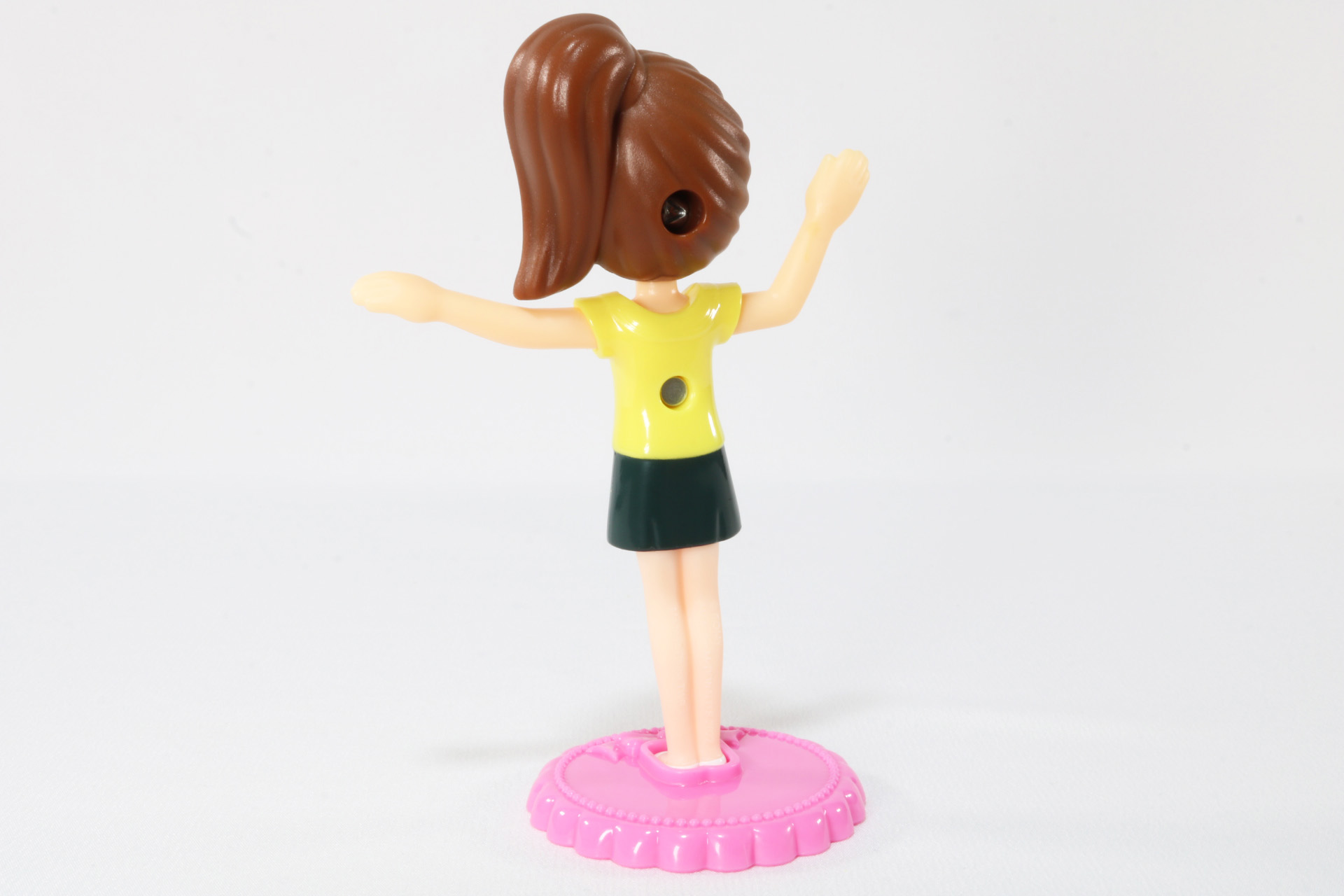 紙パーツはマイクと通学バッグ