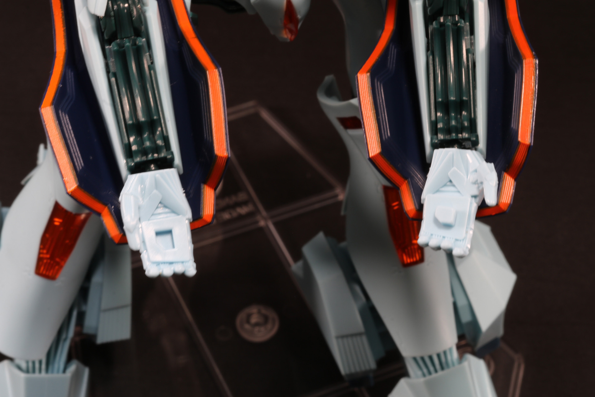 10月発売予定の「ROBOT魂＜SIDE ANTIBODY＞ ヒメブレン」と合わせることができる握手用の交換手首パーツ