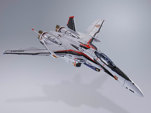 マクロスF」よりアルトの「DX超合金 スーパーメサイアバルキリー
