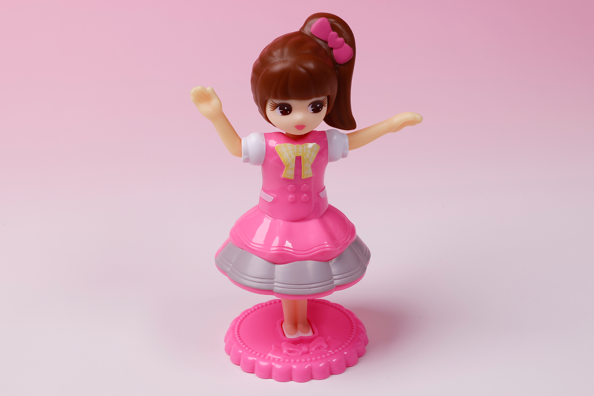 アイドル衣装に着替えたリカちゃん