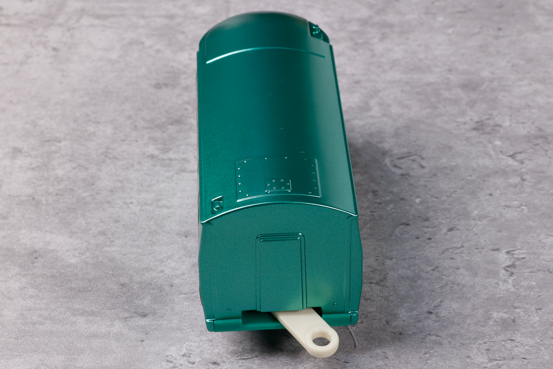 全体的に無駄のないスッキリとしたデザインになっている