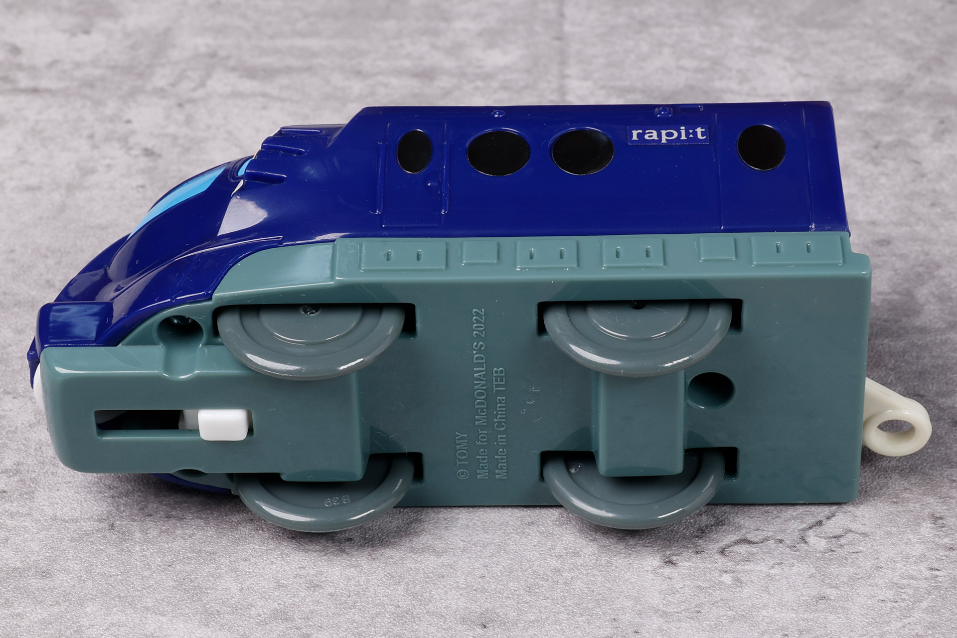 情景パーツには踏切が付属している