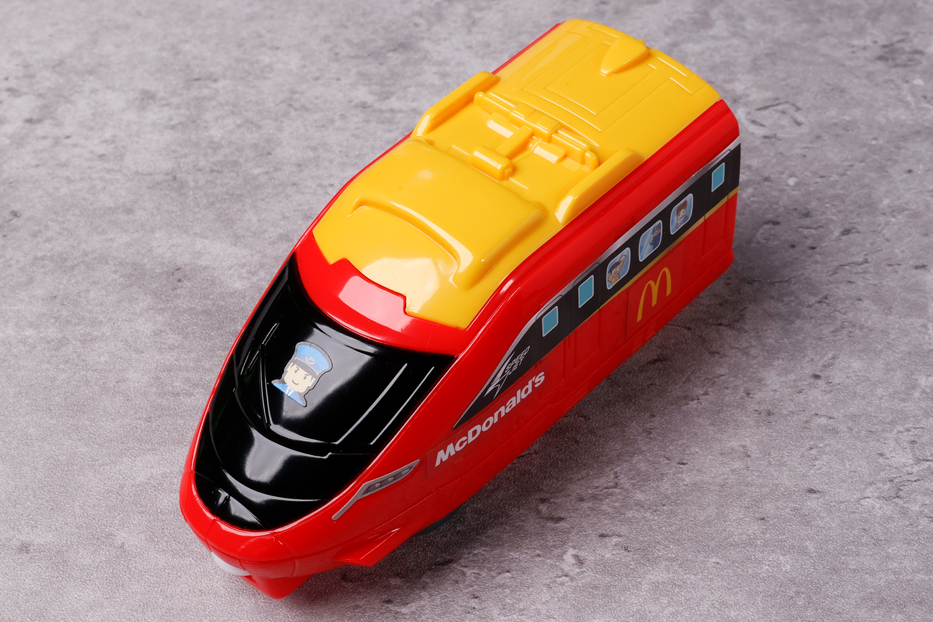 スピードジェット自体は架空の車両である