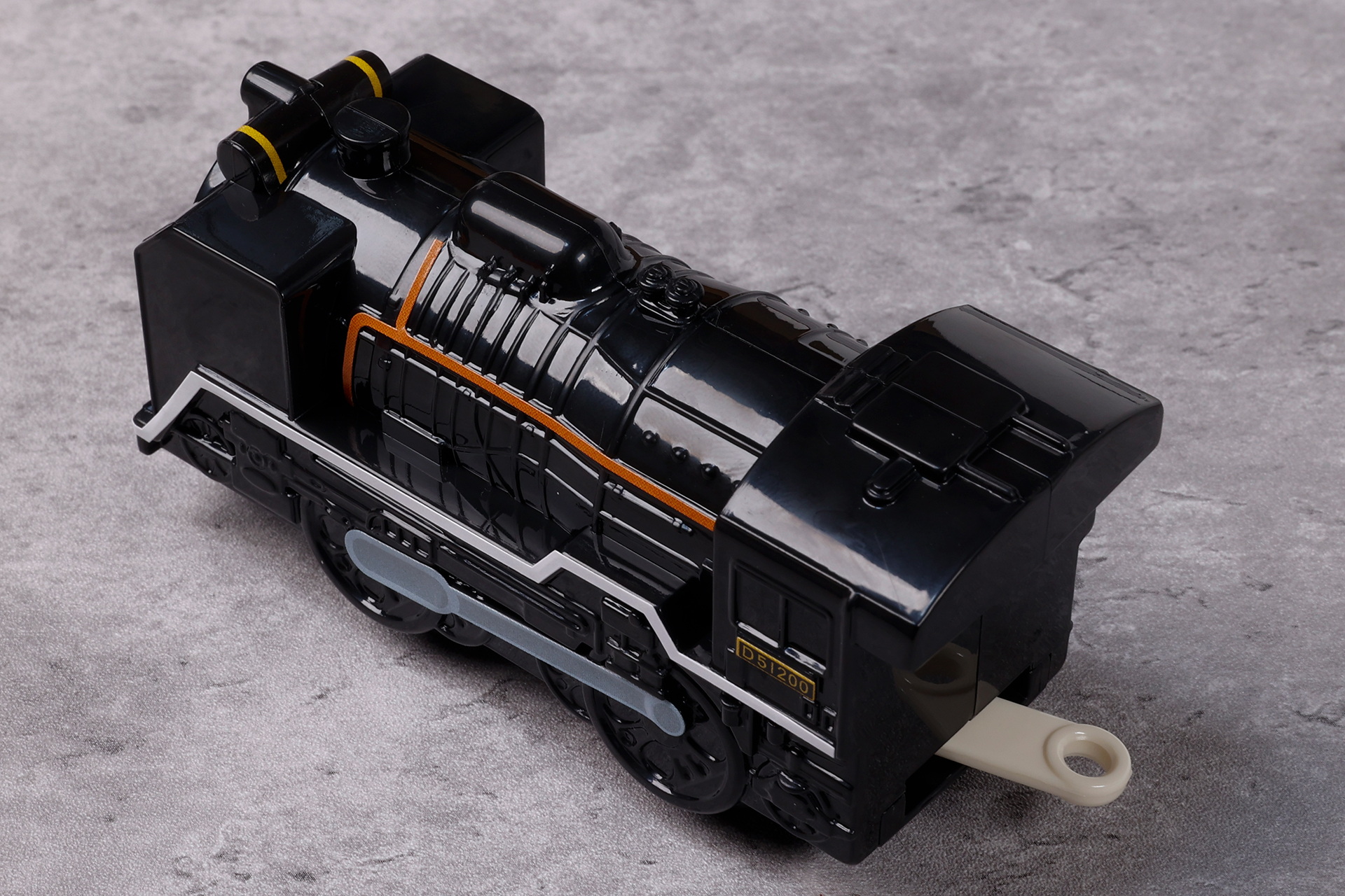 運転席部分が後ろにあるなど、当時の車両の特徴がよく出ている