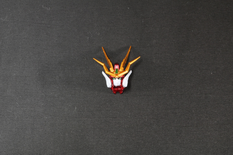 頭部は差し替え