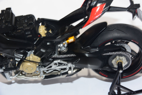 模型ホビーショー】組み立てやすく、よりリアルに! 試行錯誤を