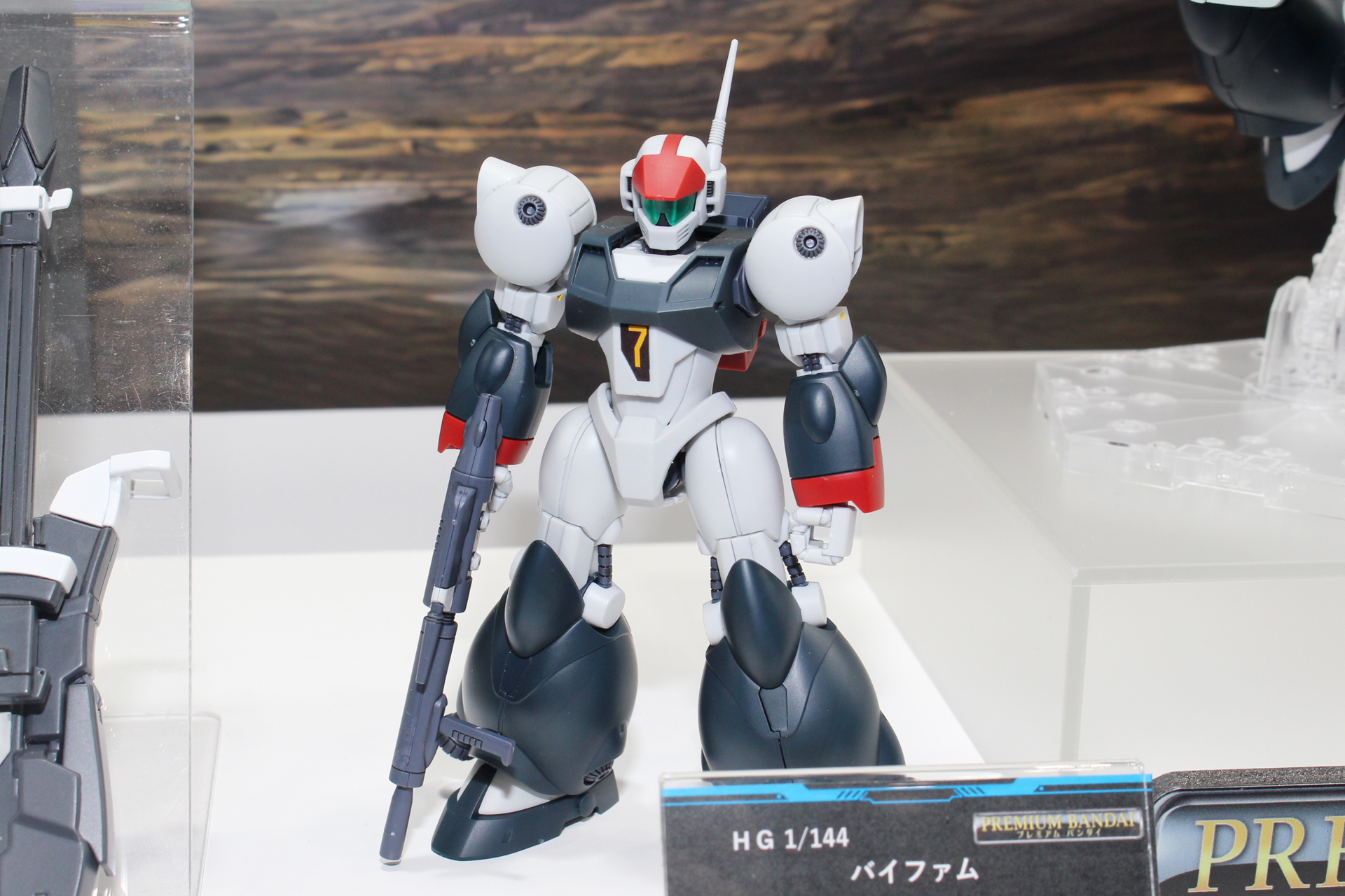 BANDAI SPIRITSブース、「銀河漂流バイファム」シリーズ展示コーナー