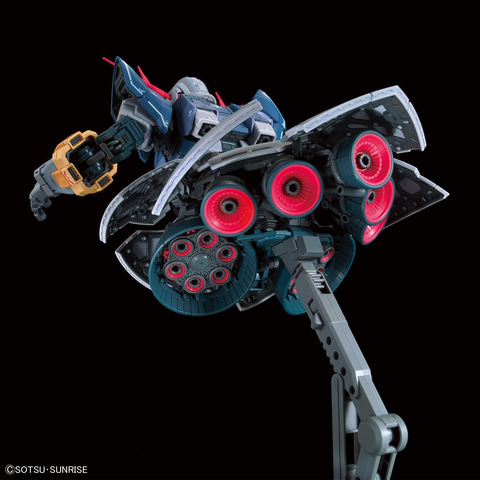アキバのエックスにてガンプラ「MG 1/100 Hi-νガンダム Ver.Ka」、「RG