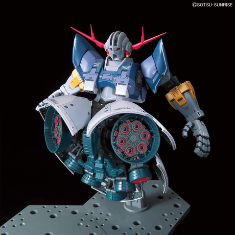 アキバのエックスにてガンプラ「MG 1/100 Hi-νガンダム Ver.Ka」、「RG