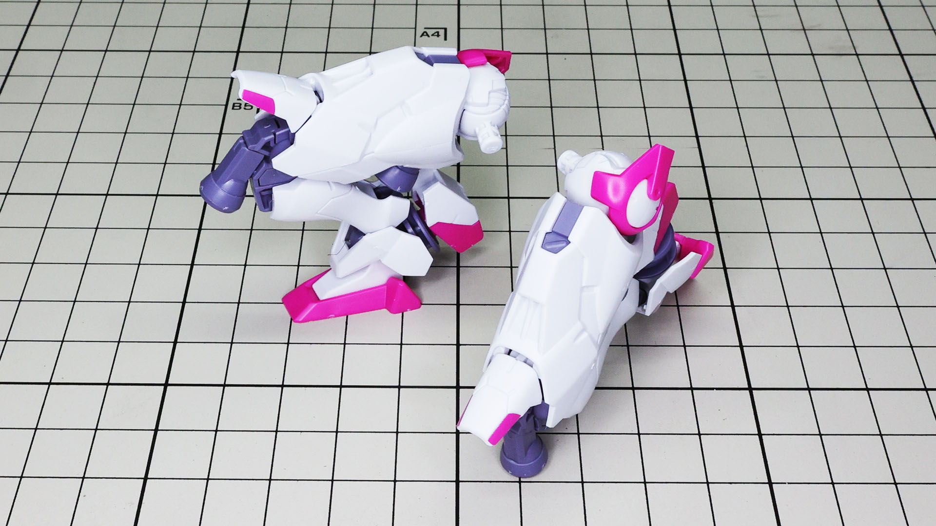 ここまでの可動性を高められたのはデザインの段階でそうとう練られたからではないでしょうか