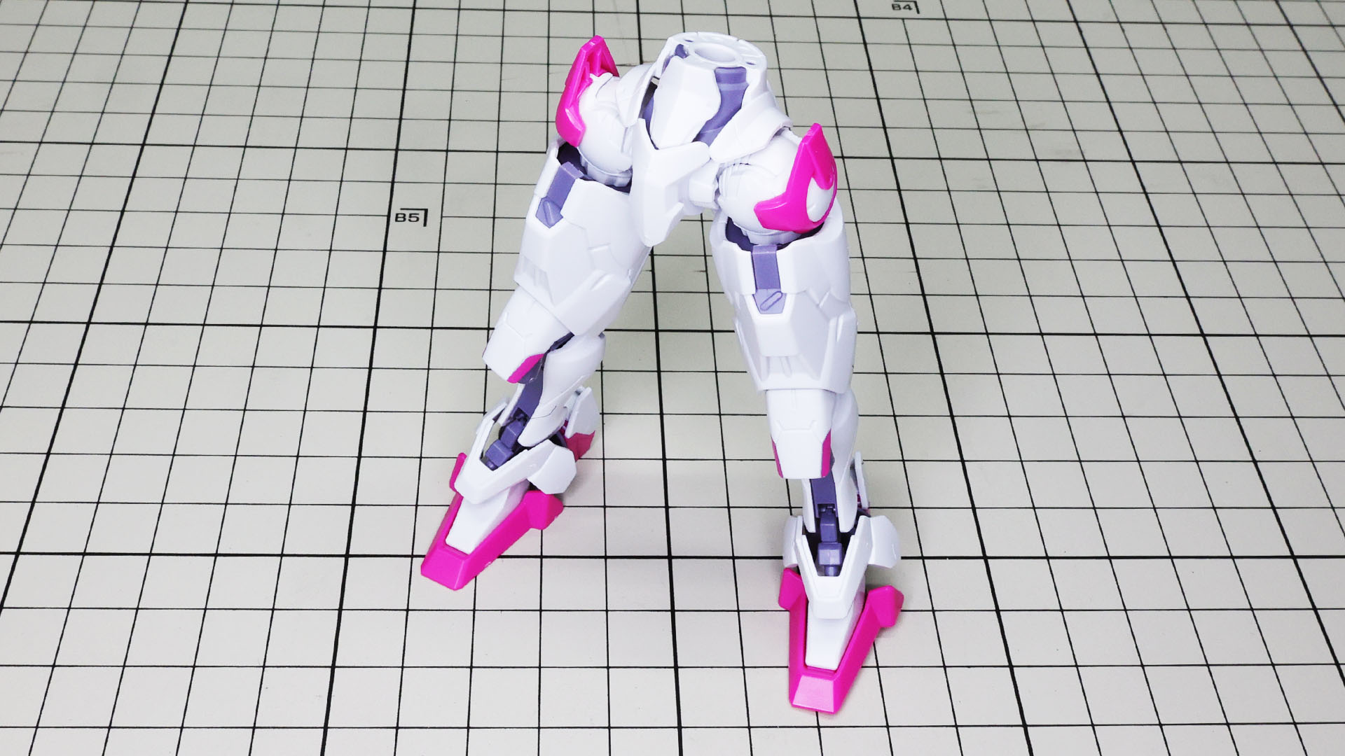 可動を阻害しないデザインとなっています