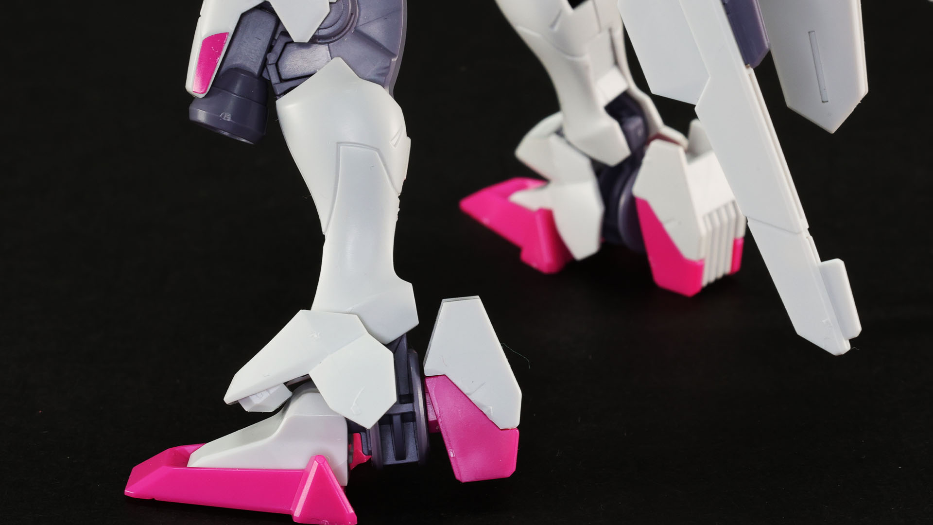 ガンビットを装着したレシーバーガンは“ガンビットライフル”と呼び、バックパックに装着可能