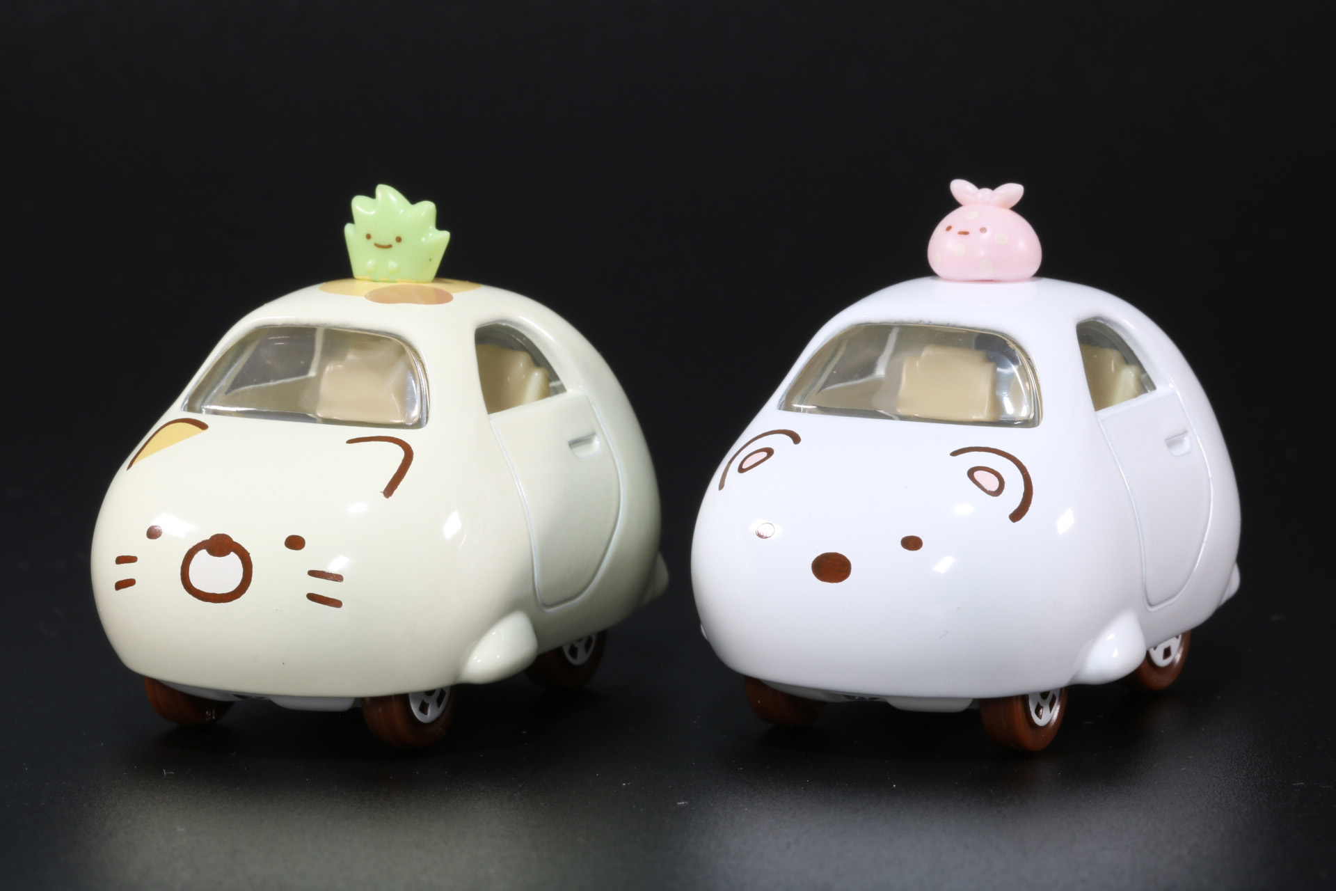 背景が黒だとちょっぴりカッコいい