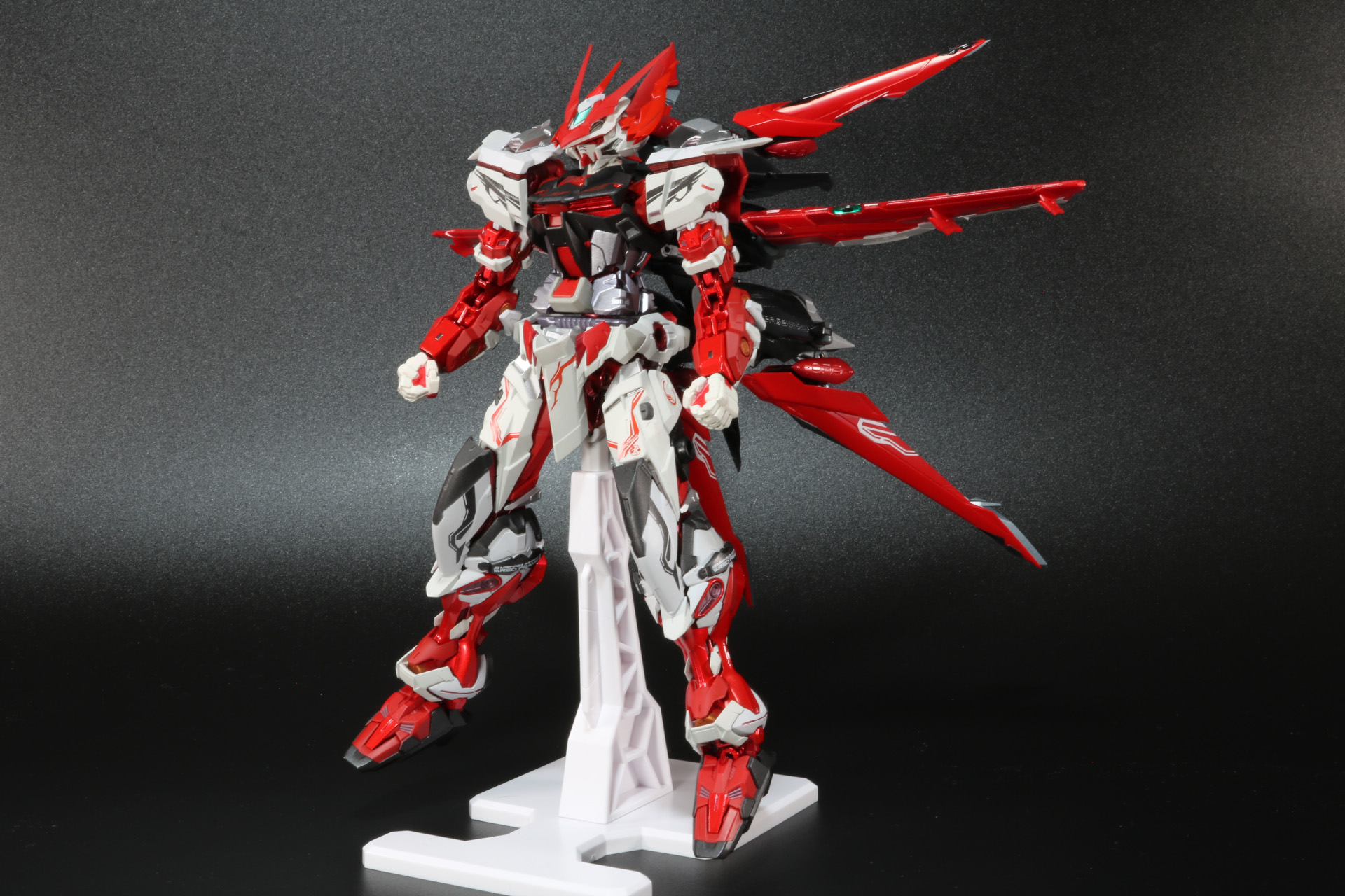 角度が付いて、フライトユニットがより大きく見えるようになった