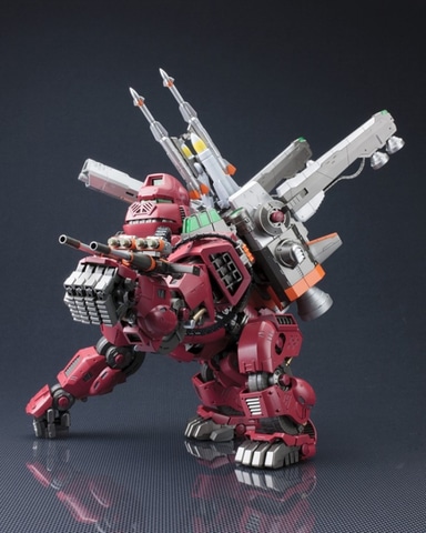 ゾイド」シリーズよりビームランチャーも搭載する「アイアン
