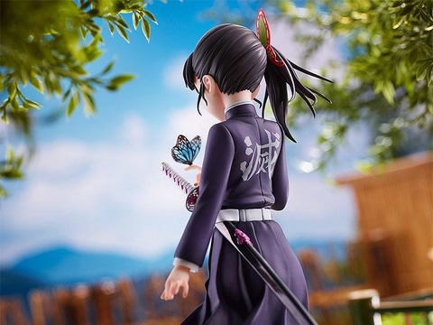 鬼滅の刃」より穏やかな笑みを浮かべる「栗花落カナヲ」のフィギュアが