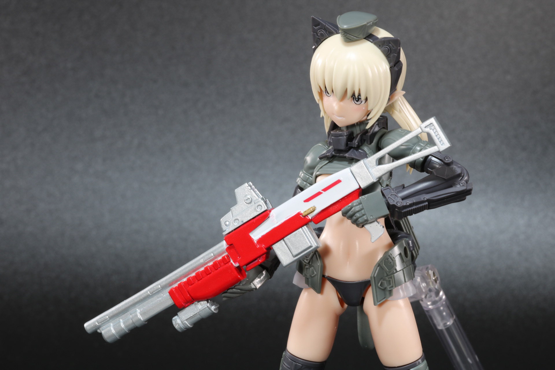 ポンプアクションも可能