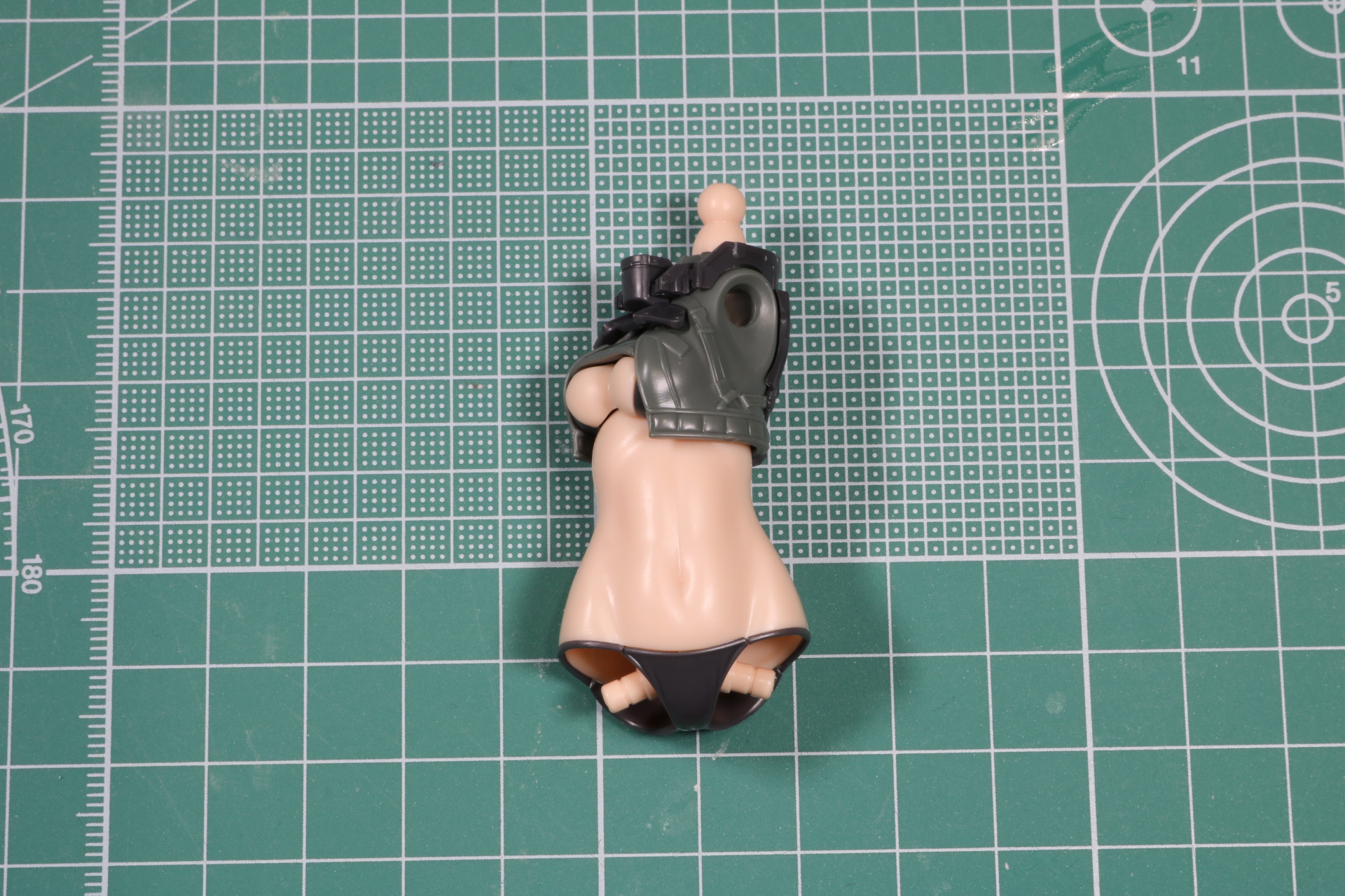 左右への可動も可能