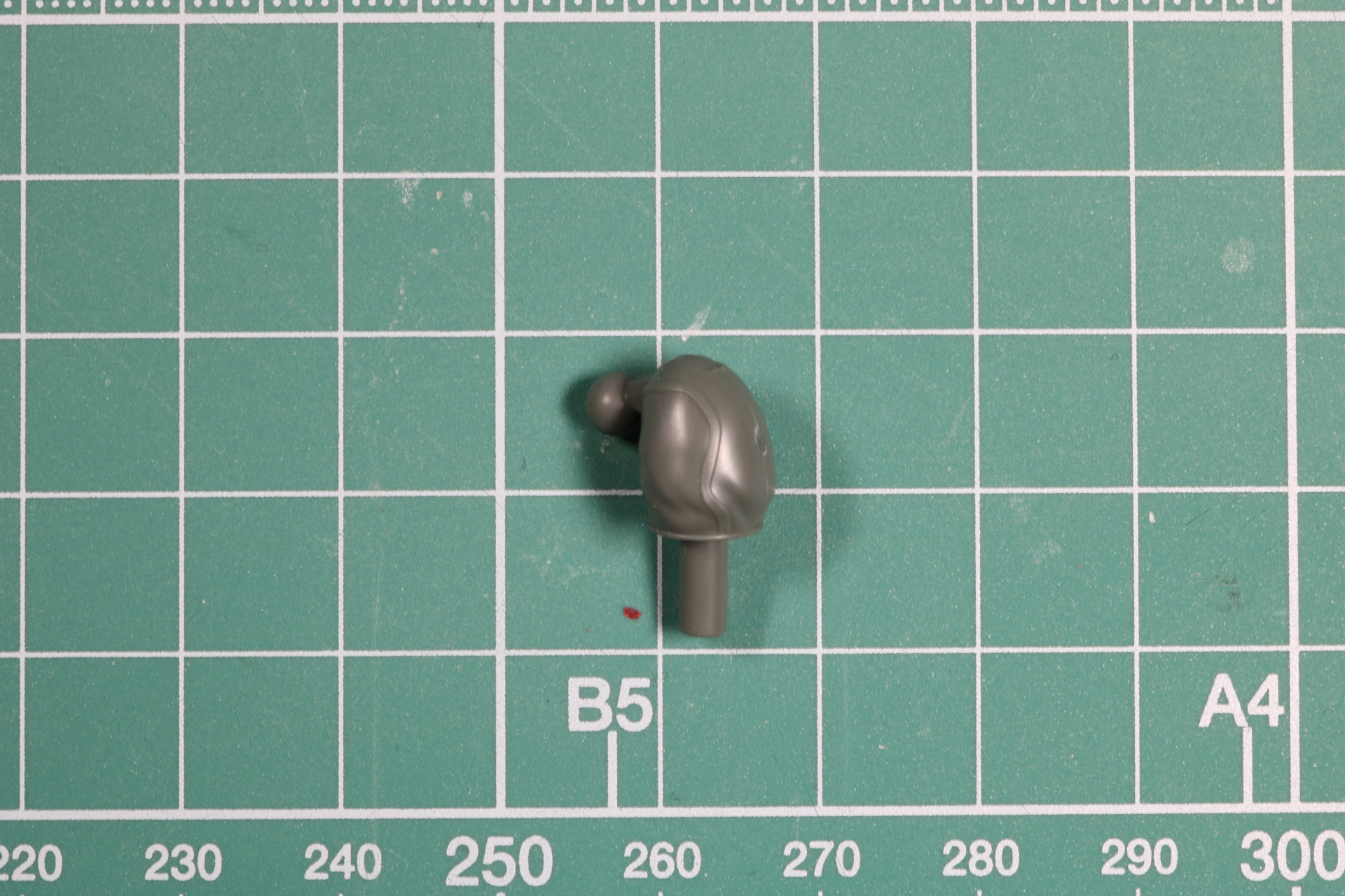 軸可動で肩の上下の動きが可能