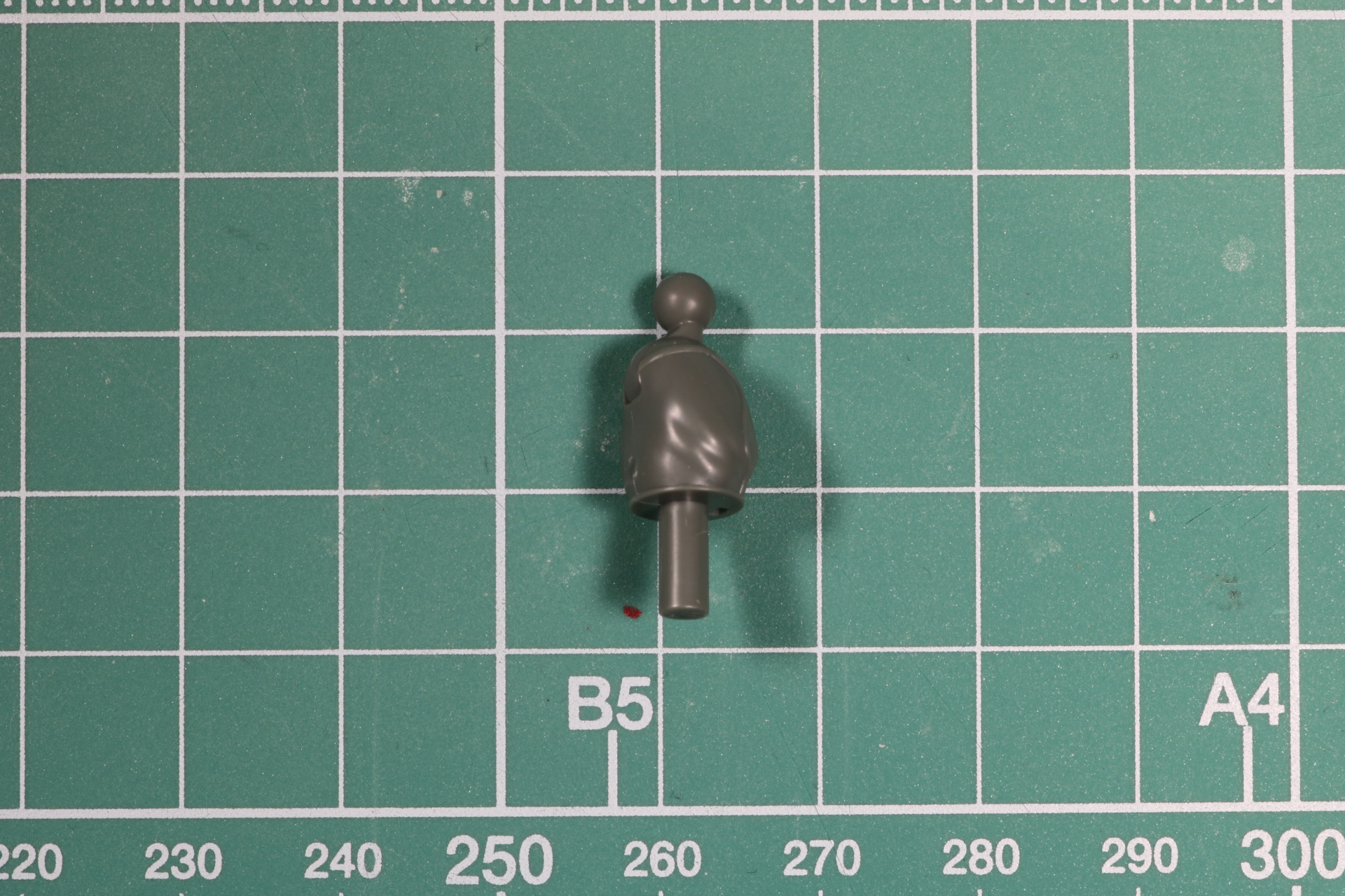 軸可動で肩の上下の動きが可能