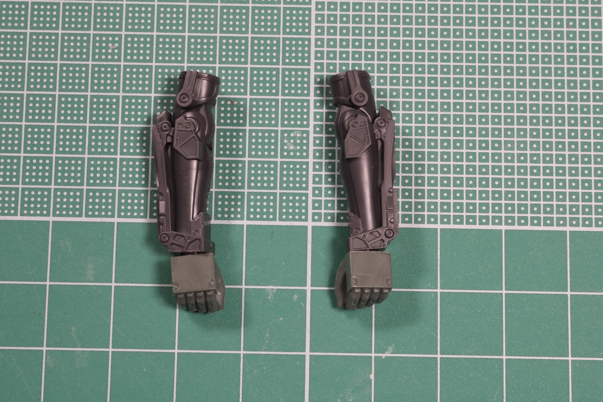 メカ腕の組み立て