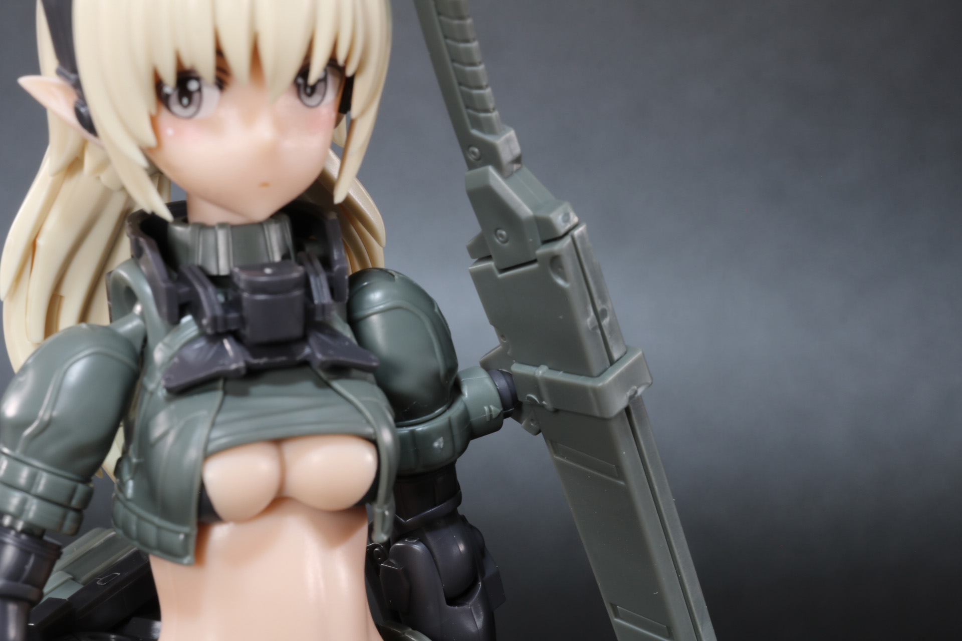 二の腕ジョイントパーツ