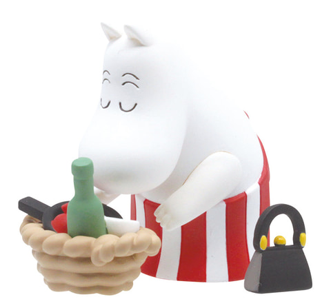 キャンプを楽しむムーミンたちのガチャフィギュアが11月中旬発売