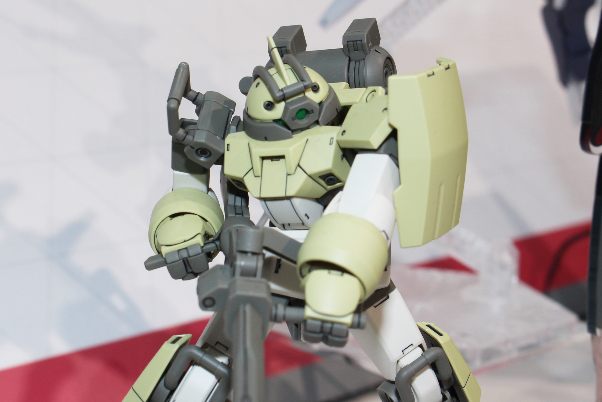 「HG 1/144 デミトレーナー （チュチュ専用機）」。11月発売予定。価格は1,540円(税込）
