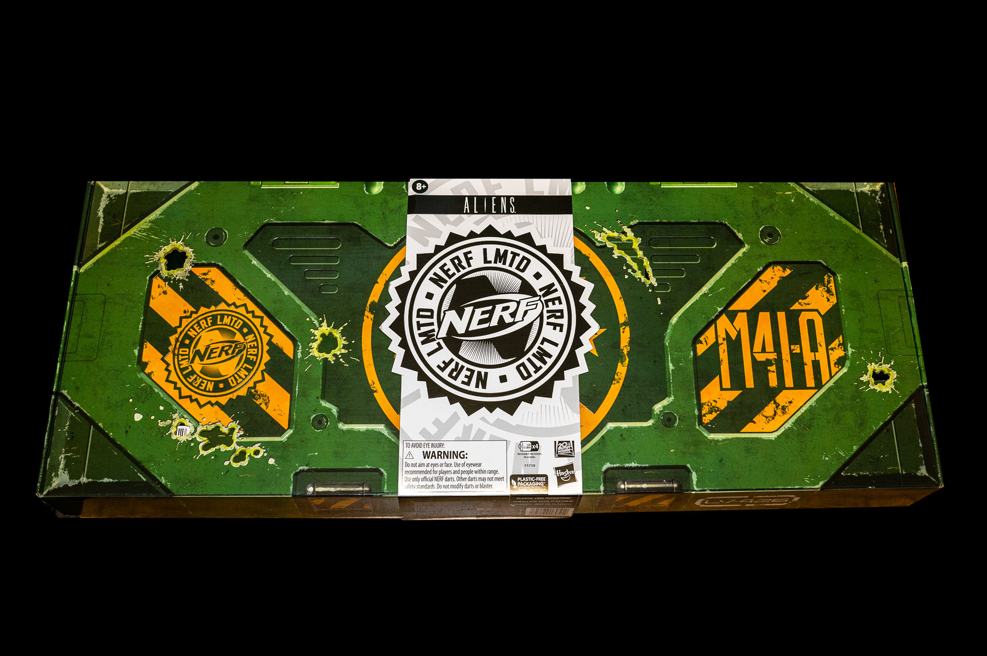 ファンなら絶対に捨てられない超豪華パッケージ！　こんなに凝ってペイできるのかと思うが、高い価格だからこそできるメリット