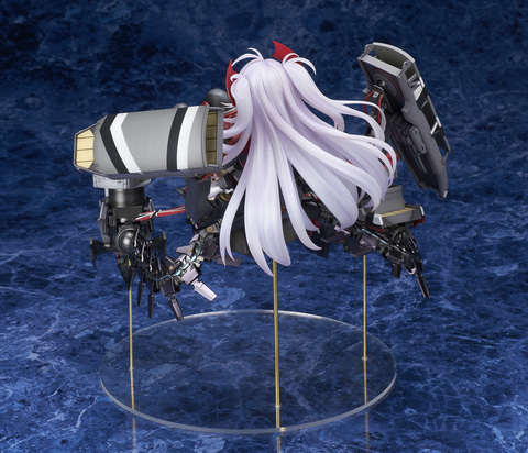 浮遊感あるポージングと迫力満点の艤装が魅力。「アズールレーン