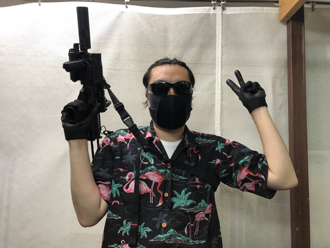 特別企画】サバゲーに向けて愛銃「MP7A1 ブラック」を“架空の近未来 ...